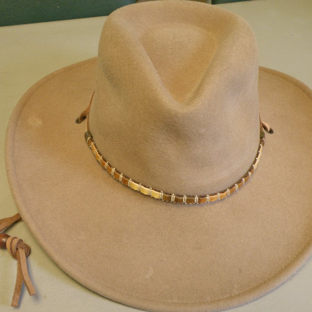 New bailey of Hollywod Medium  cowboy  hat